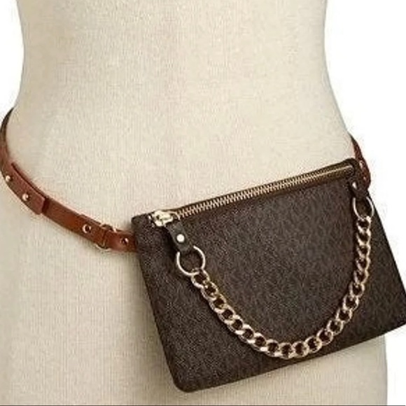 Michael Kors Handbags - Michael Kors Waist Wallet Adj w/Prongs